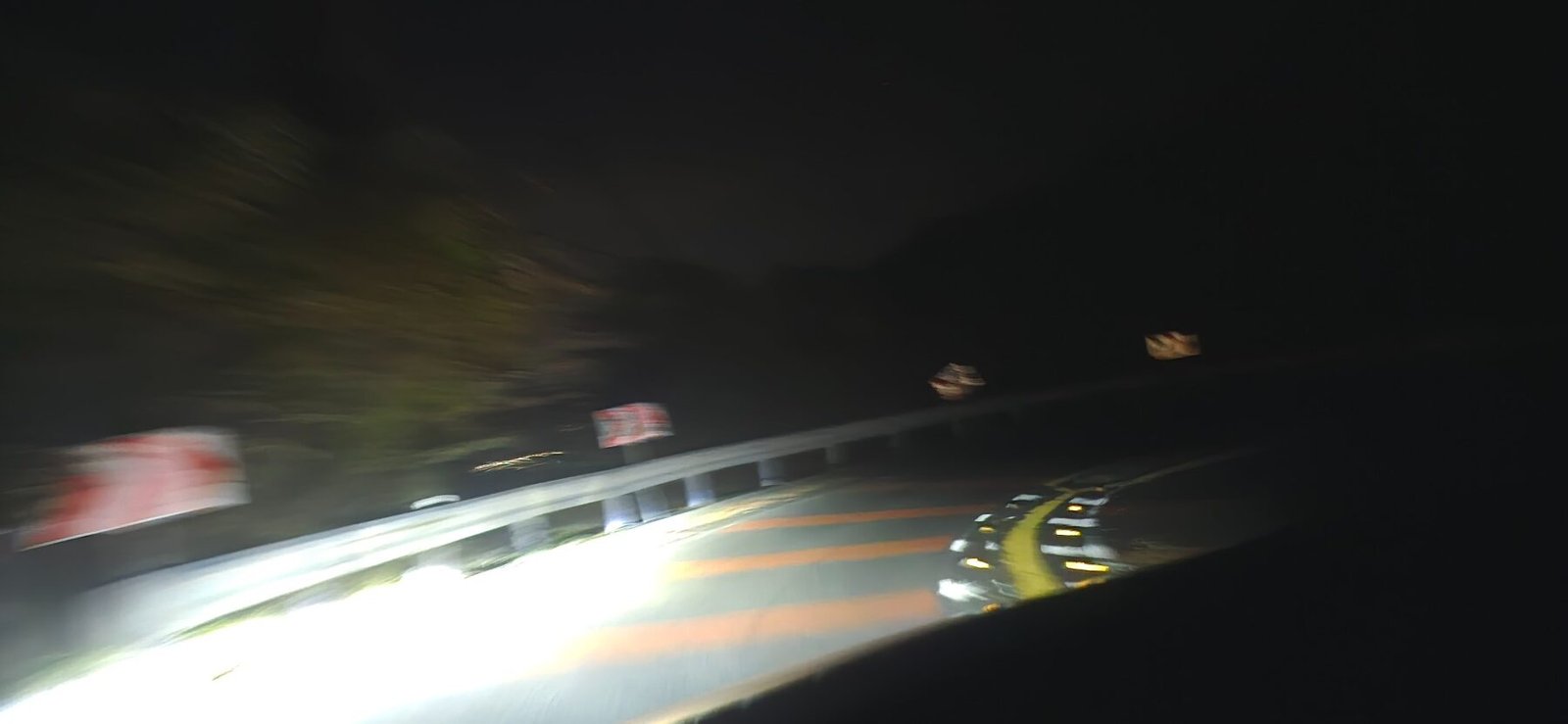 Night drive on the Ashinoko Skyline near Hakone